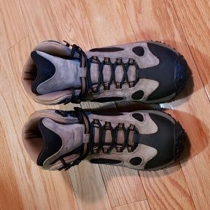 Merrell Vibram Hiking Boots size 7.5